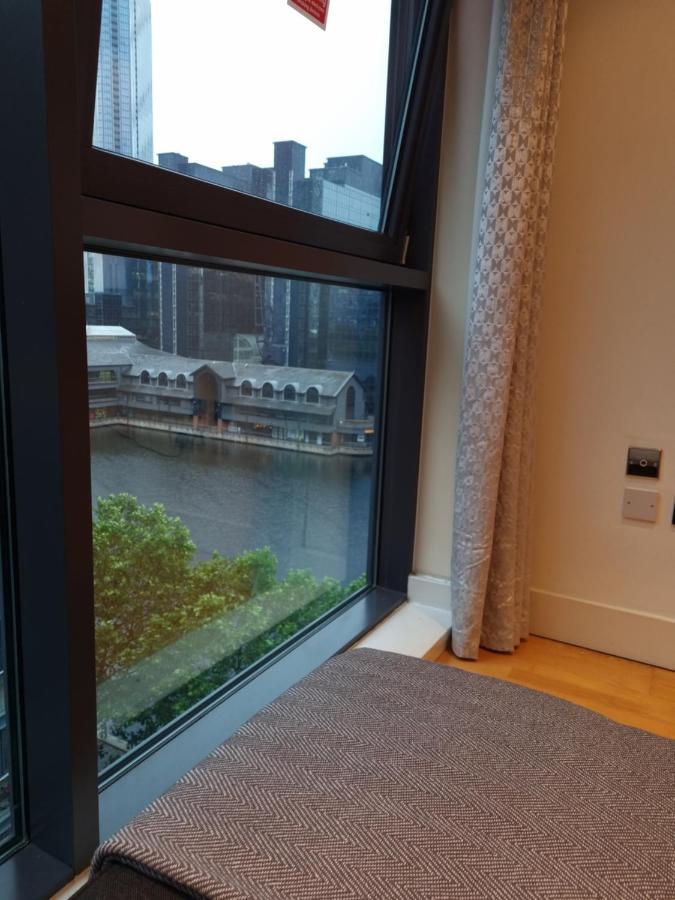 Luxury Waterside Apartment Canary Wharf London Eksteriør bilde